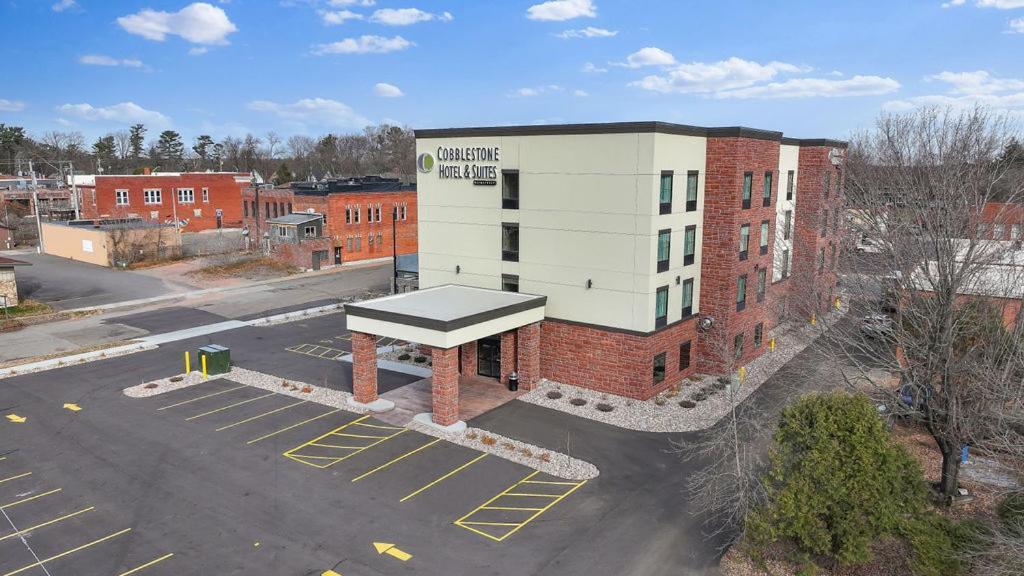 Cobblestone Hotel & Suites - Mosinee Exteriér fotografie
